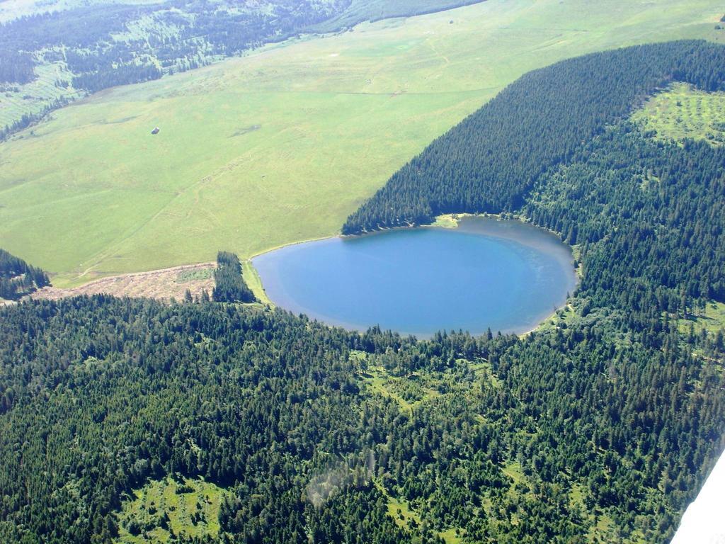 Hotel Vvf Correze Pays D'Eygurande Exteriér fotografie