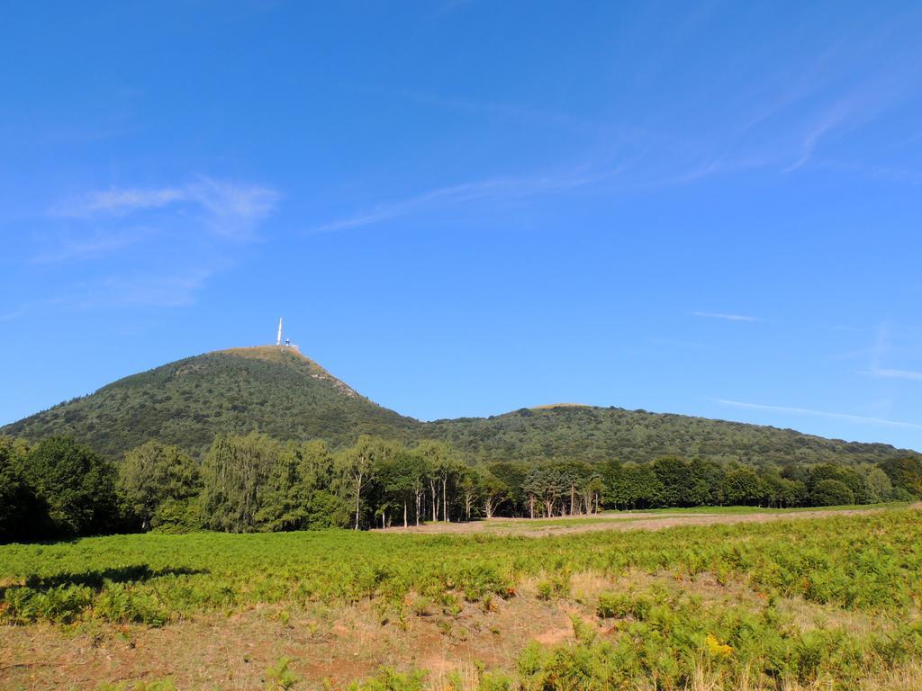 Hotel Vvf Correze Pays D'Eygurande Exteriér fotografie